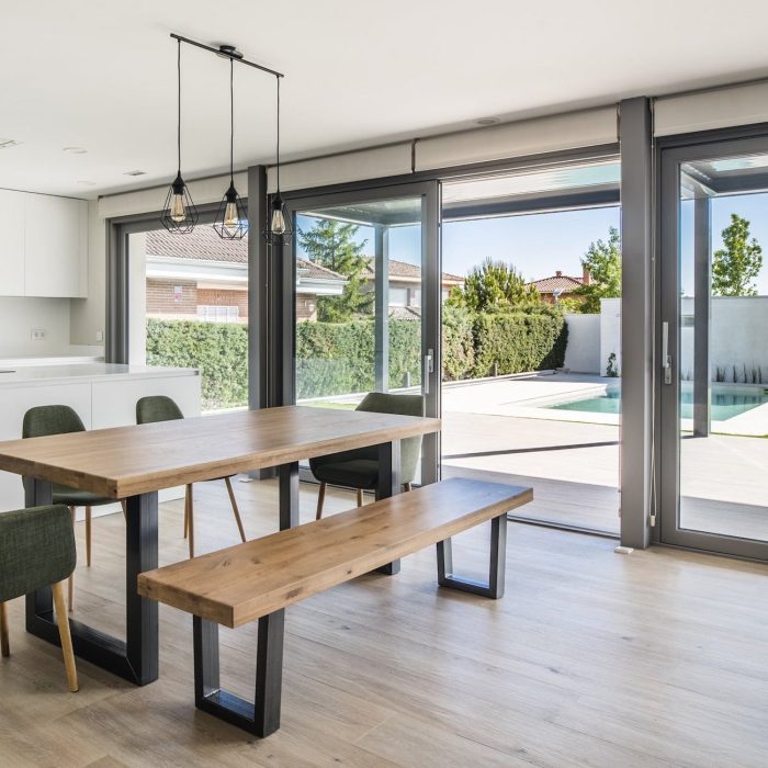 Serramenti Ristruttura by IWG: Serramenti, Portoni, Ristrutturazioni, Contract a Crema e Melegnano