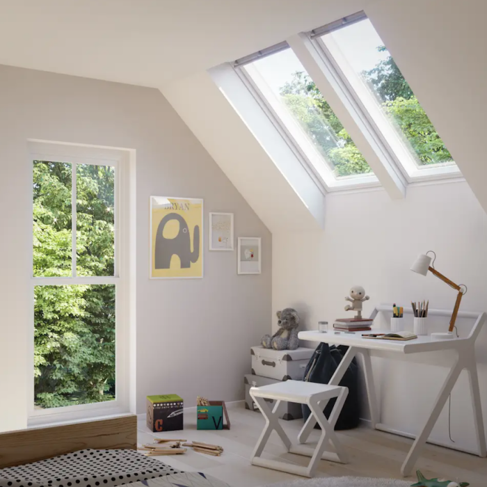 finestre-da-tetto Ristruttura by IWG: Serramenti, Portoni, Ristrutturazioni, Contract a Crema e Melegnano